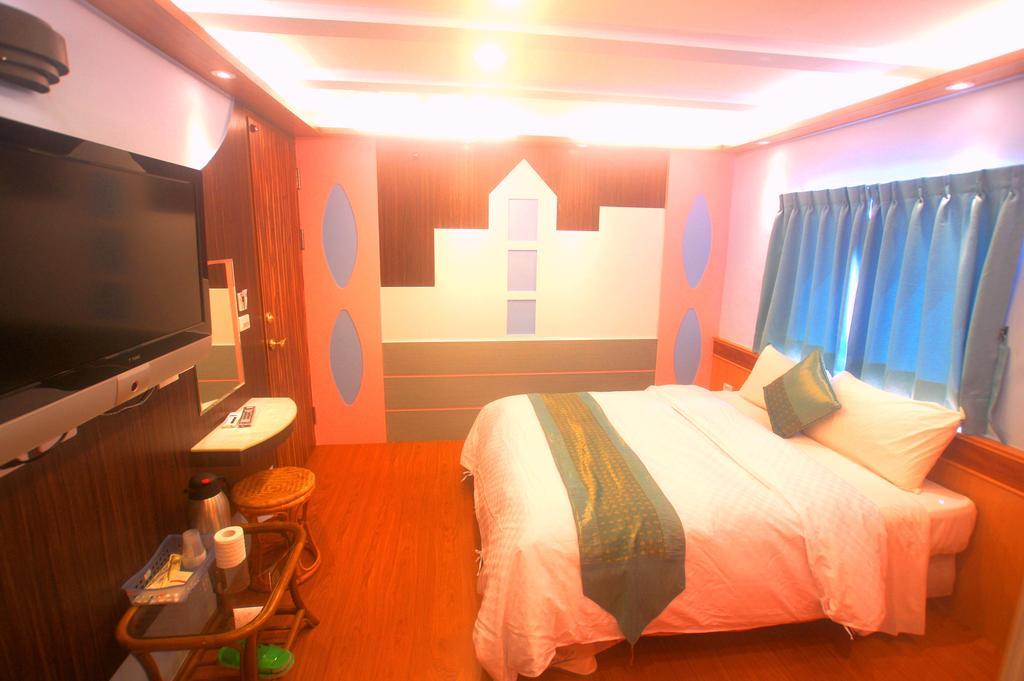 Hong Ben Hotel Kenting Exterior photo